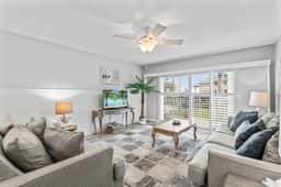 Oceanfront Condo with Pool and Beach Access - Image 2