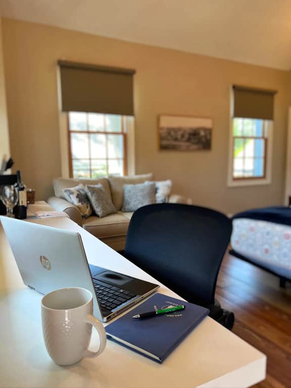 Historic St. Augustine Balcony Suite with Parking