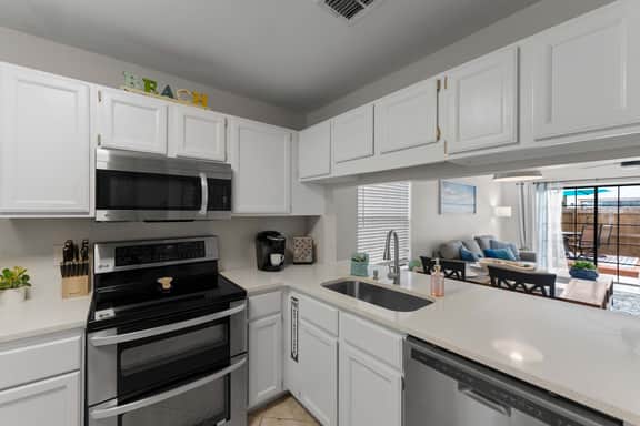Jax Beach Pet-Friendly Home, Walk to Beach