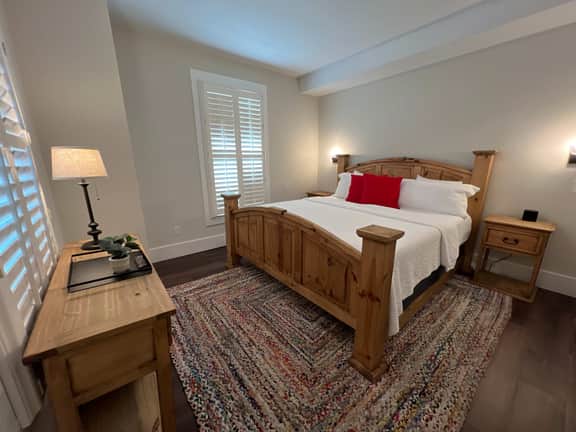 Historic St. Augustine Balcony Apartment
