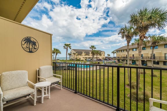 Oceanfront Condo with Pool and Beach Access - Image 1